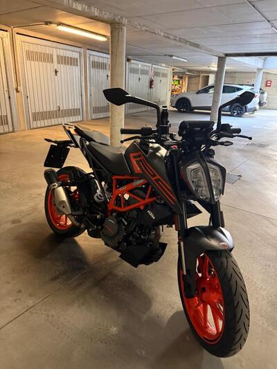 KTM 125 Duke (2021 - 23) usata