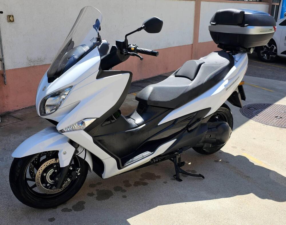 Suzuki Burgman AN 400 (2017 - 20) (2)