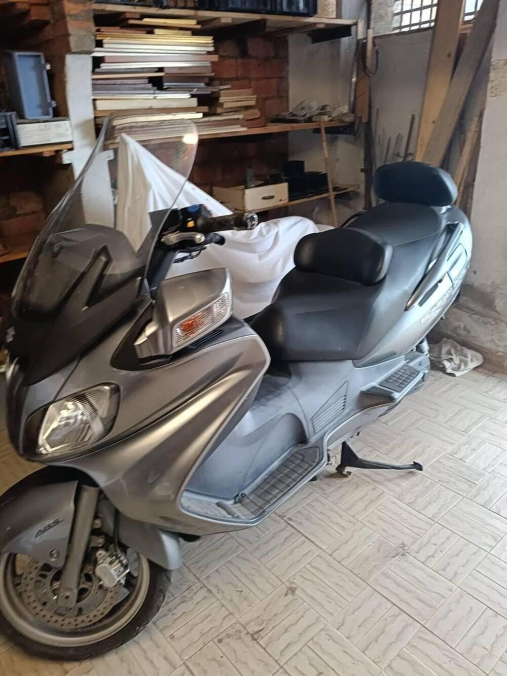 Suzuki Burgman AN 650 Executive ABS (2006 - 12) (2)