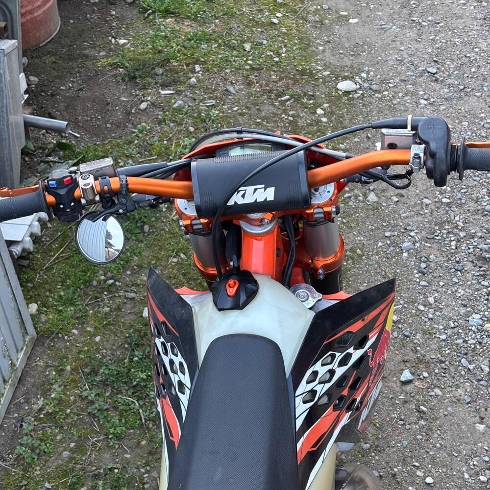 KTM 125 EXC Six Days (2011) (7)