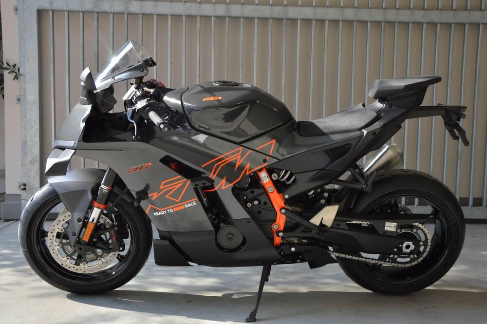 KTM 990 RC R (2026) (5)