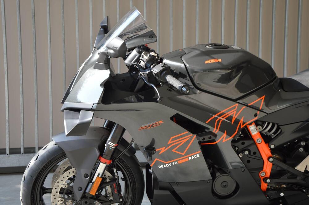 KTM 990 RC R (2026) (10)