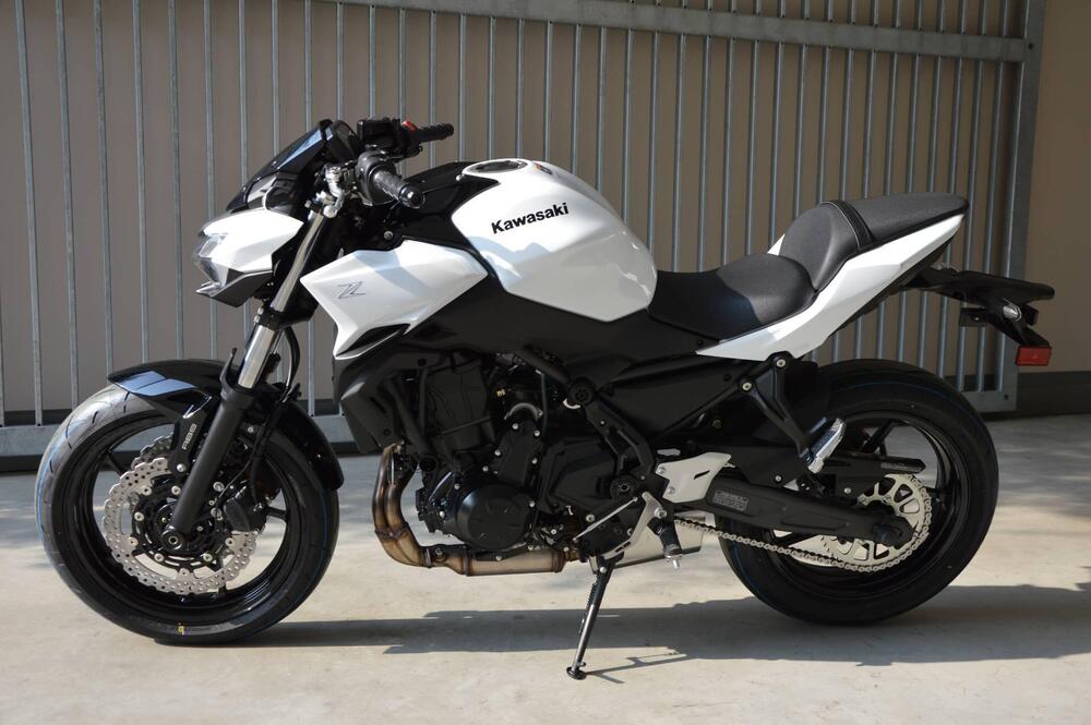 Kawasaki Z 650 (2025 - 26) (5)