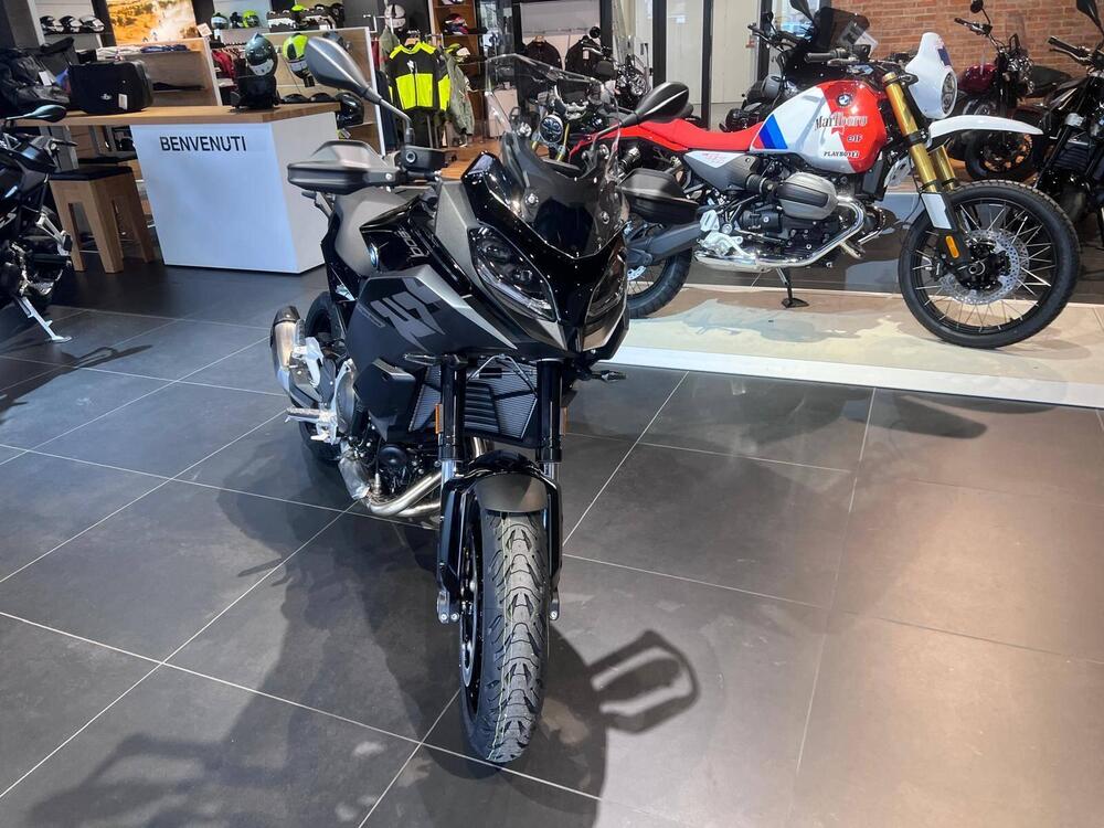 Bmw F 900 XR (2025 - 26) (3)