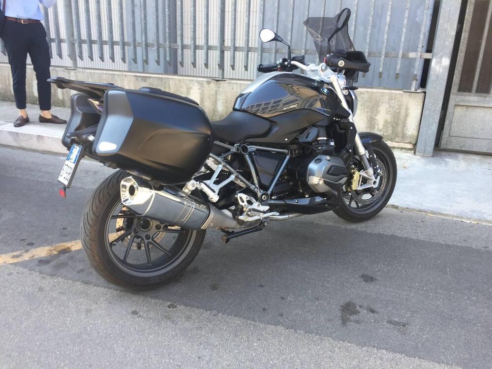Bmw R 1200 R (2015 - 16) (2)