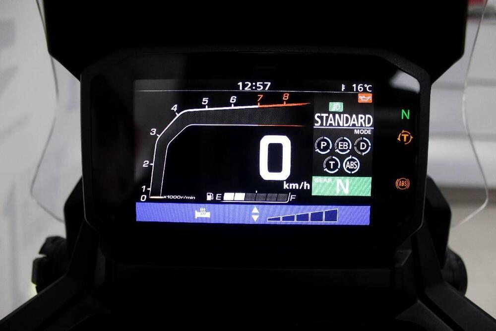 Honda X-ADV 750 DCT Travel (2021 - 24) (7)