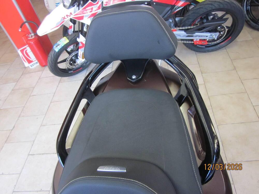 Yamaha T-Max 530 Bronze Max ABS (2014) (11)