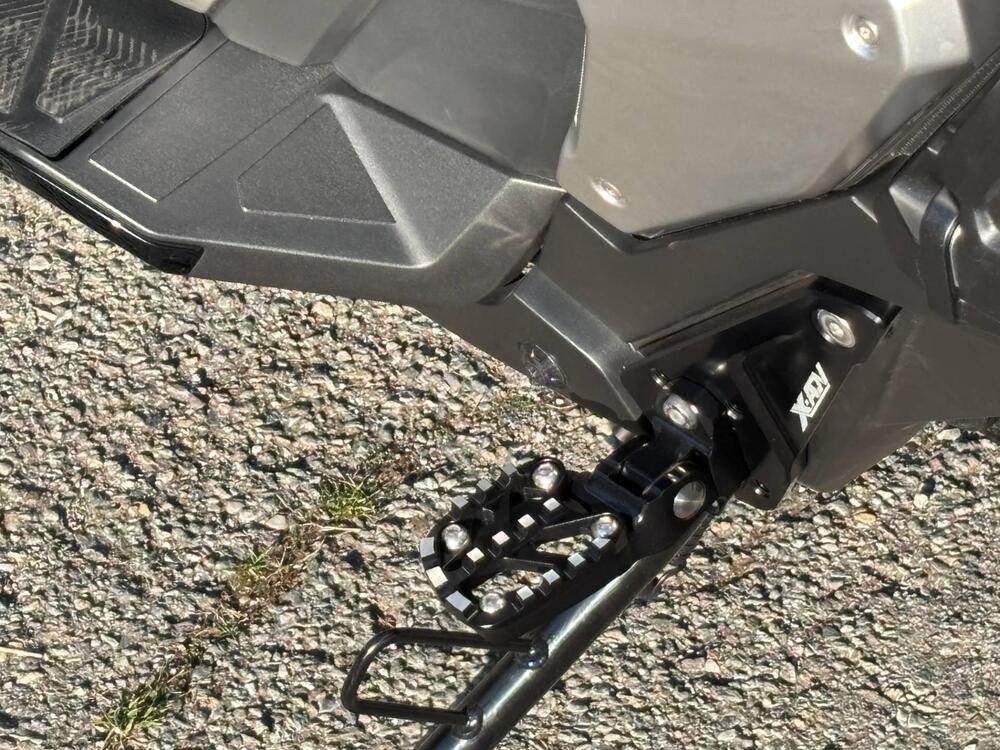 Honda X-ADV 750 DCT Gravel (2021 - 24) (2)