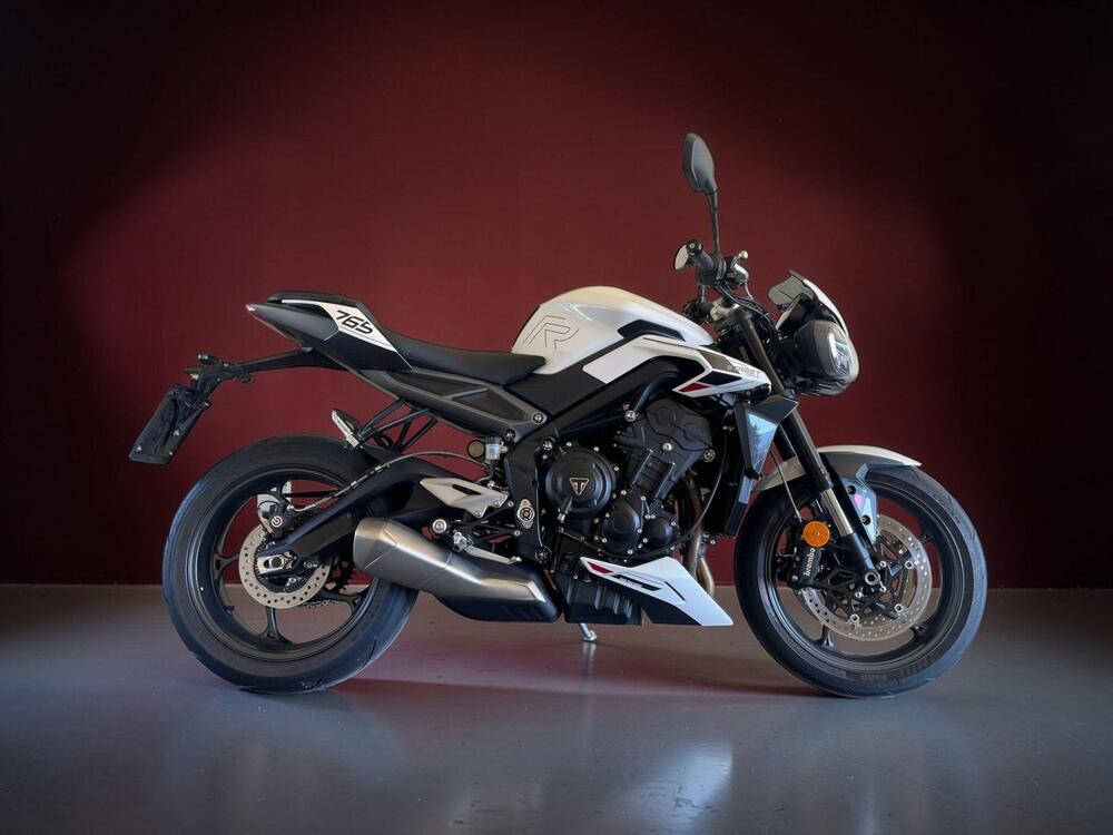 Triumph Street Triple 765 R (2023 - 26)
