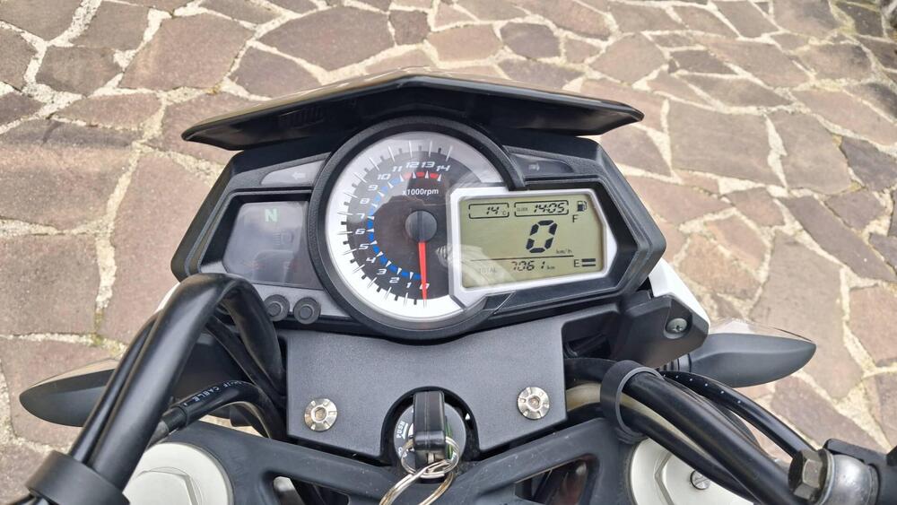 Benelli BN 302 (2014 - 16) (4)