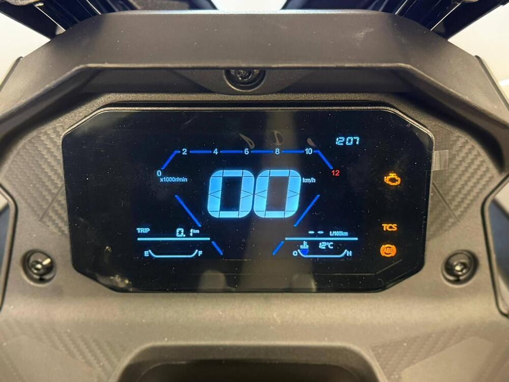 Voge Sfida SR1 ADV (2023 - 26) (16)