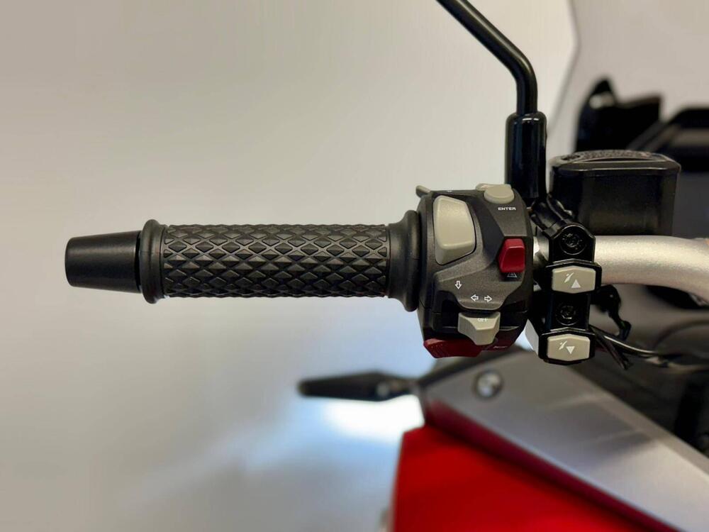 Voge Sfida SR1 ADV (2023 - 26) (17)