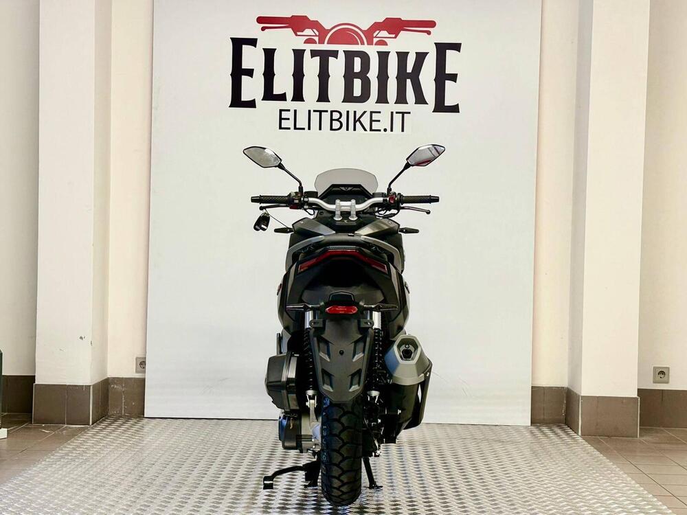 Voge Sfida SR2 ADV (2026) (7)