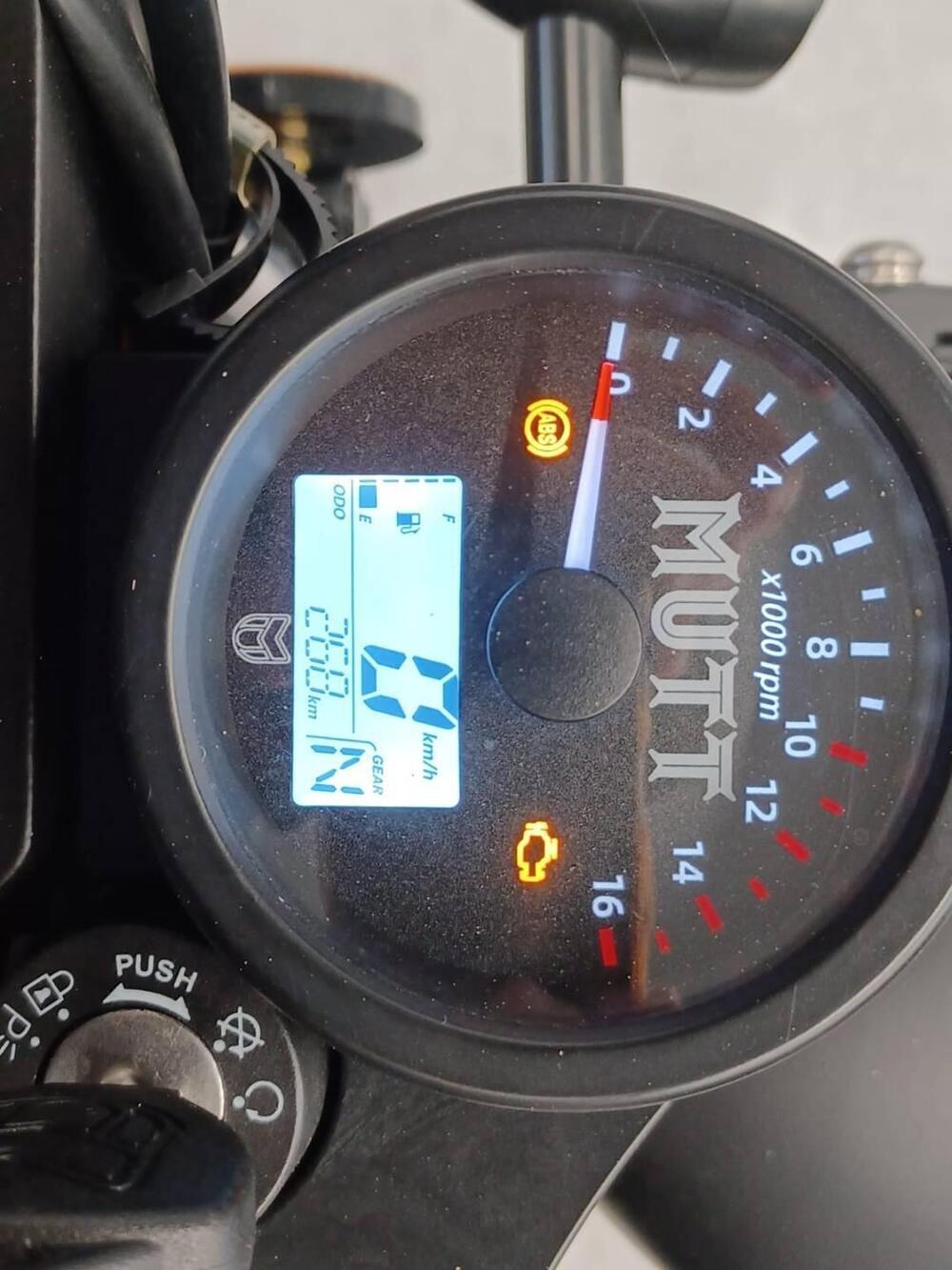 Mutt Motorcycles Mongrel 250 (2021 - 25) (8)