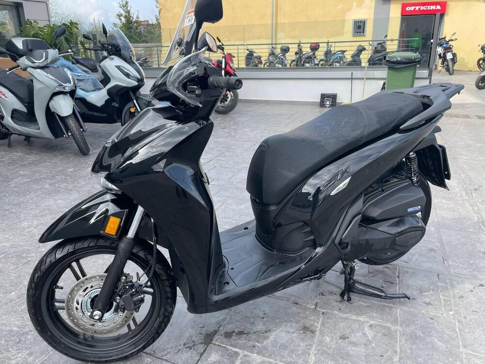 Honda SH 350i GT (2025 - 26) (5)