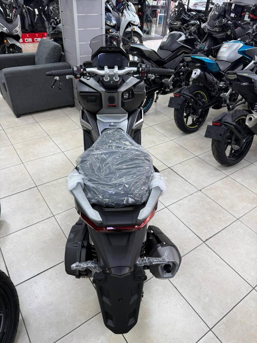 Voge Sfida SR1 ADV (2023 - 26) (4)