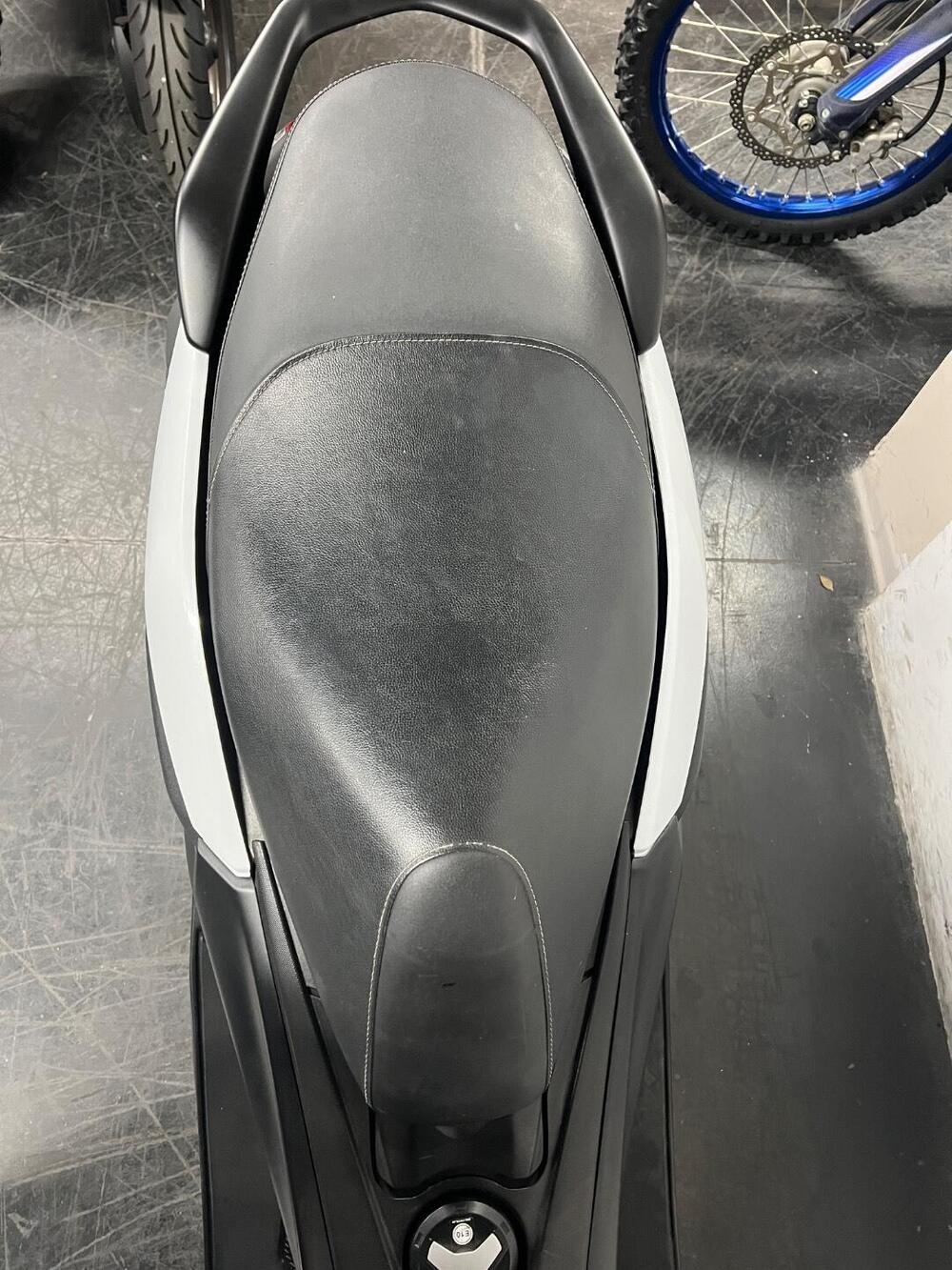 Yamaha N-Max 155 (2017 - 20) (7)