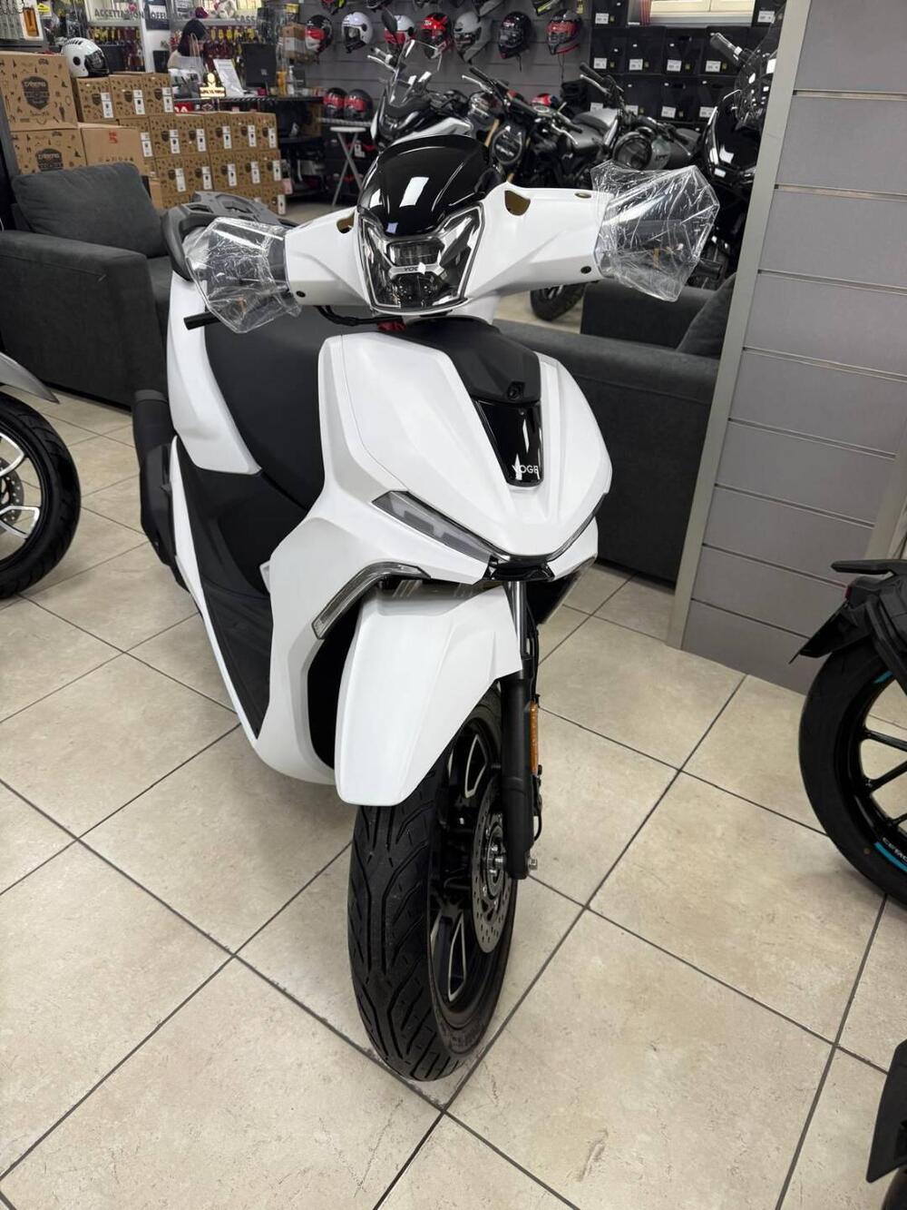 Voge Sfida SR16 125 (2025 - 26) (2)