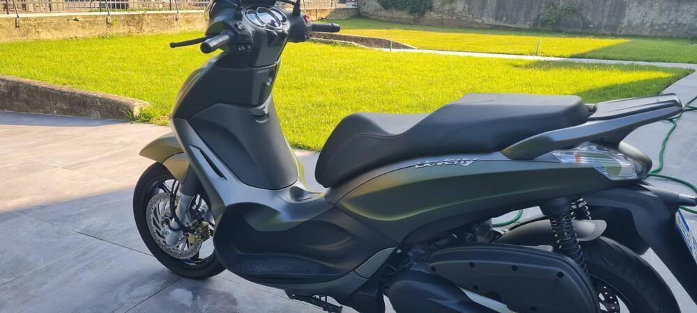 Piaggio Beverly 350 ABS (2016 - 20)