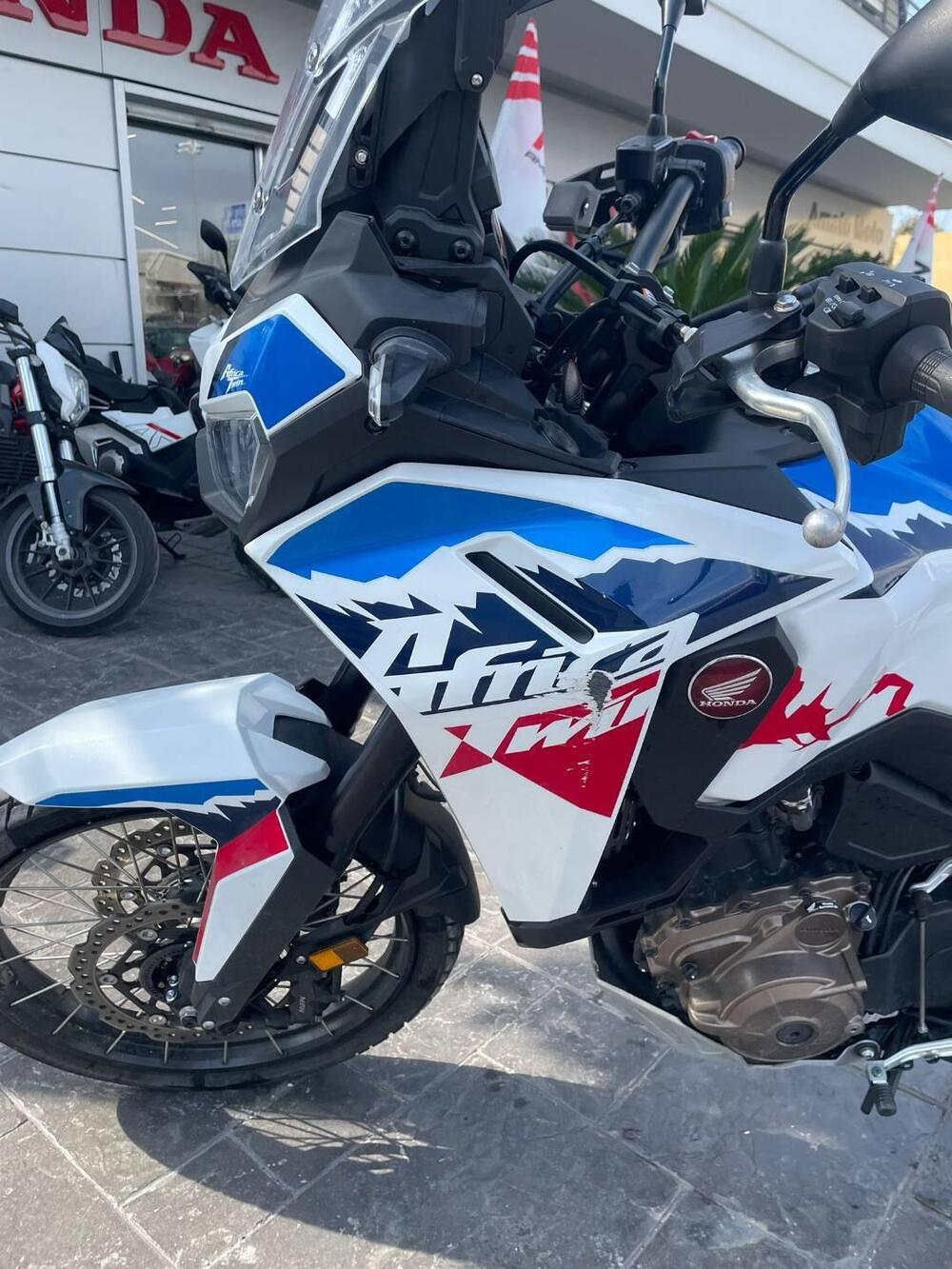 Honda Africa Twin CRF 1100L (2024 - 26) (4)