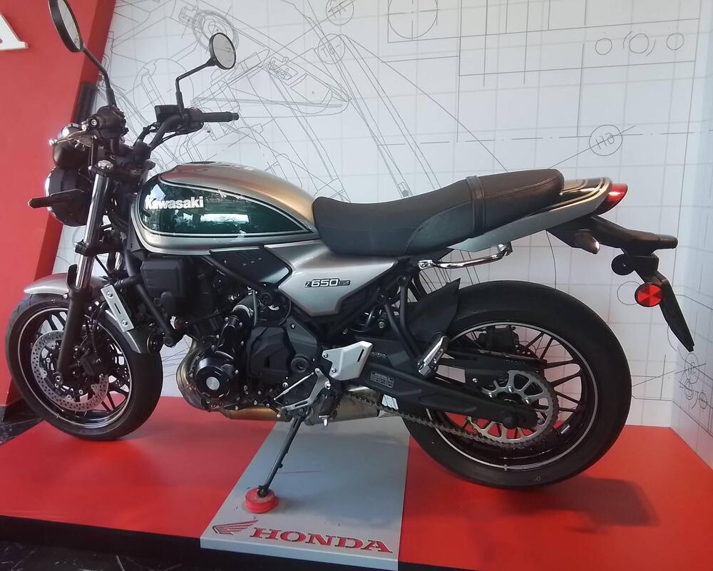 Kawasaki Z 650 RS (2022 - 24) (2)