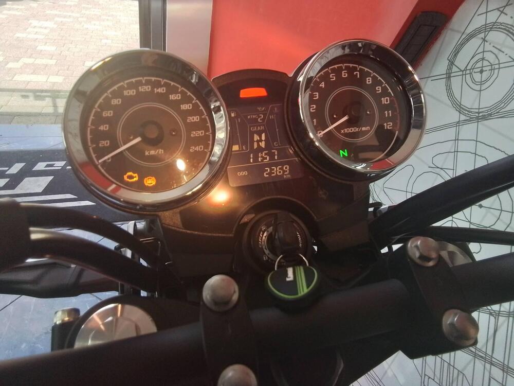 Kawasaki Z 650 RS (2022 - 24) (3)