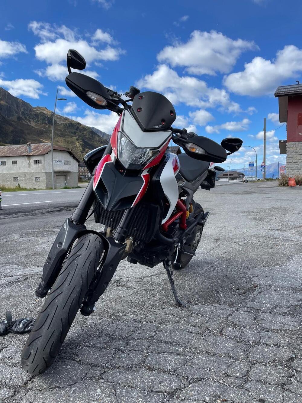 Ducati Hypermotard 821 SP (2013 - 15) (10)