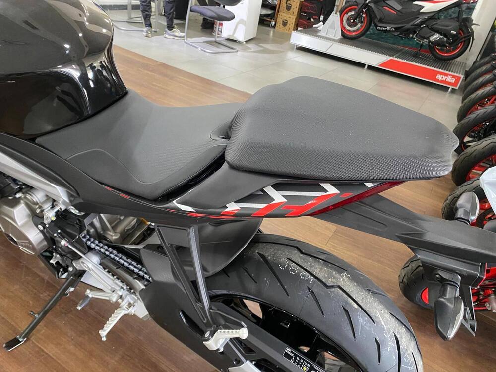 Aprilia RS 660 Factory (2025 - 26) (7)