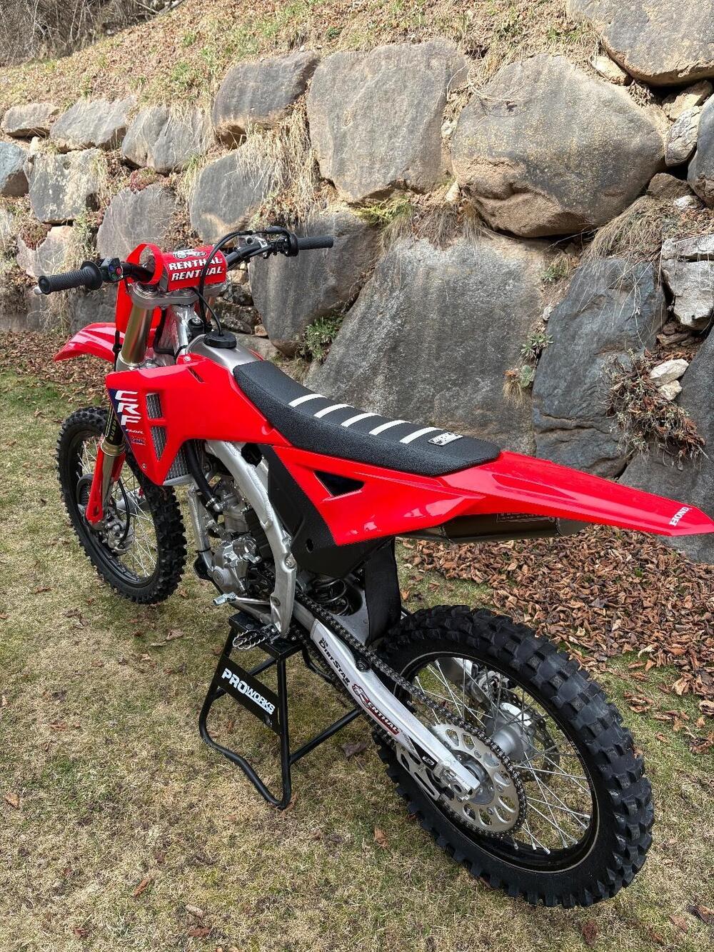 Honda CRF 250R (2026) (5)