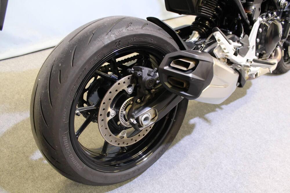 Bmw F 900 R (2021 - 24) (6)