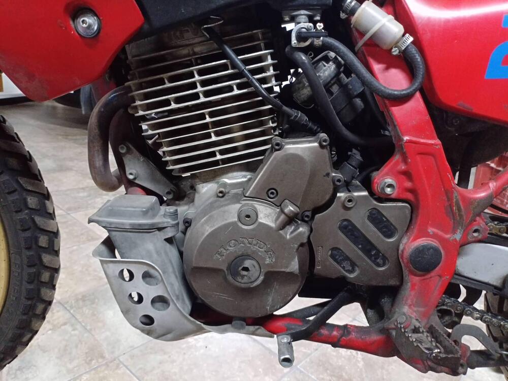 Honda NX 650 Dominator (1988 - 90) (4)