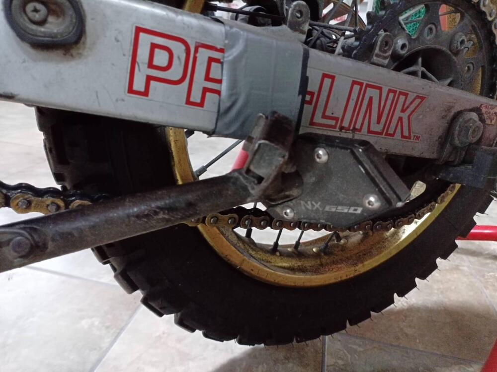 Honda NX 650 Dominator (1988 - 90) (10)