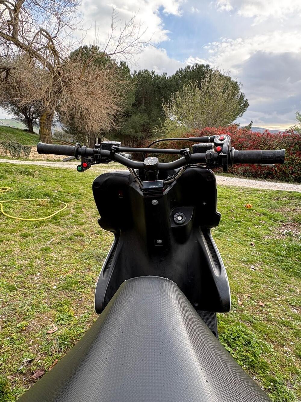 Yamaha Aerox 50 R (2007 - 18) (3)