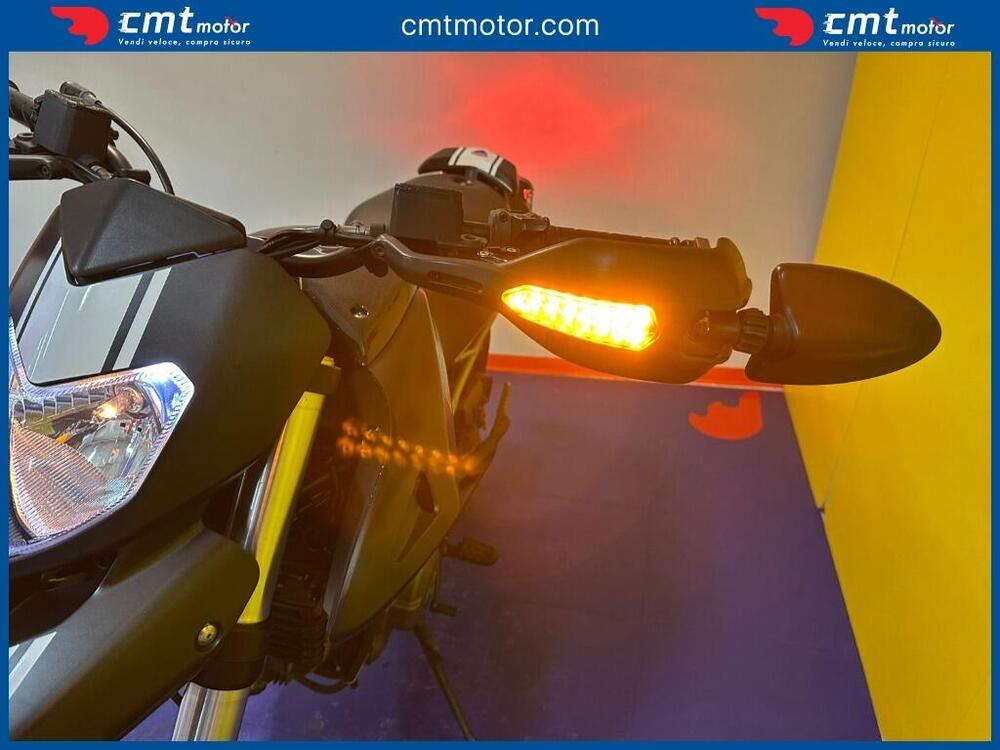 Ducati Hypermotard 796 (2012) (6)