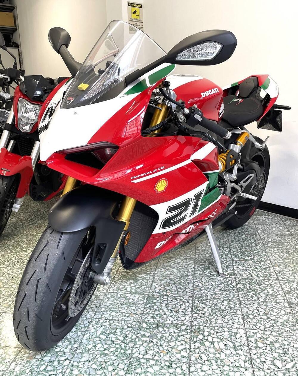 Ducati Panigale V2 Bayliss 1st Championship 20th Anniversary (2021 - 24) (2)