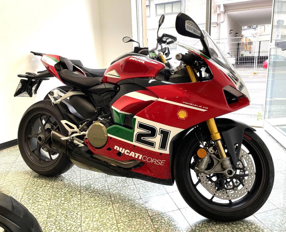 Ducati Panigale V2 Bayliss 1st Championship 20th Anniversary (2021 - 24) (3)