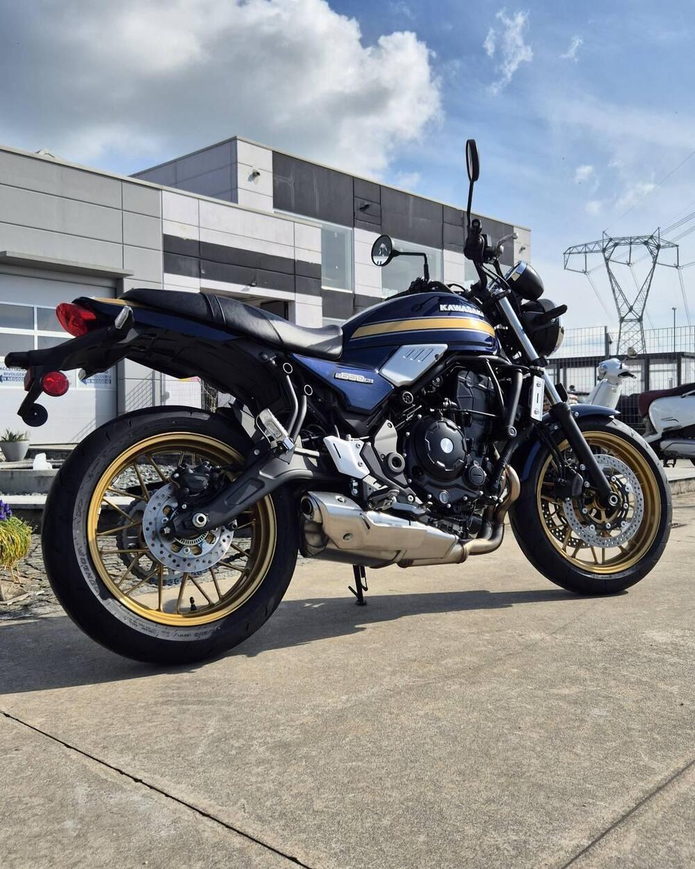 Kawasaki Z 650 RS (2025 - 26) (2)