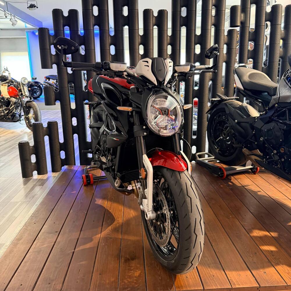 MV Agusta Dragster 800 RR (2021 - 23) (2)