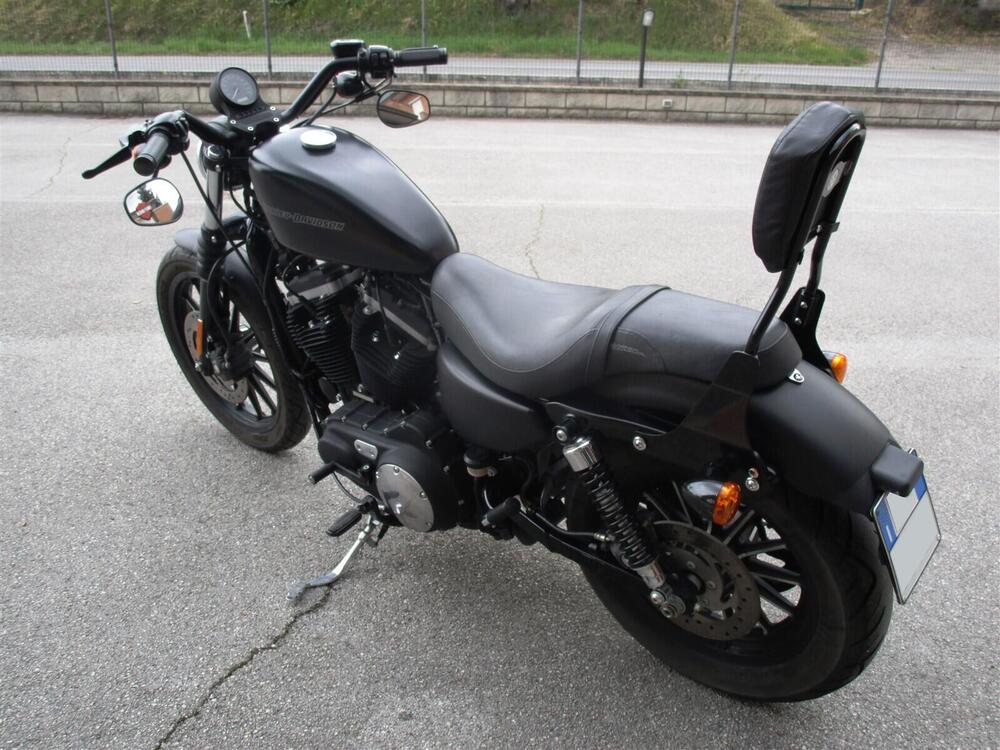 Harley-Davidson 883 Iron (2009 - 11) - XL 883N (6)