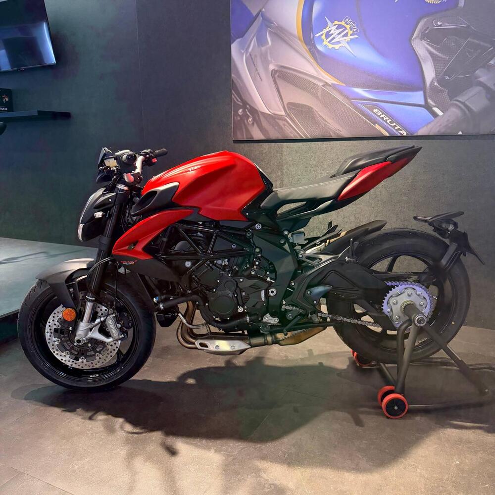MV Agusta Brutale 800 R (2023 - 25) (7)