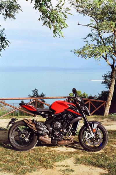 MV Agusta Brutale 800 Rosso (2021 - 23) usata
