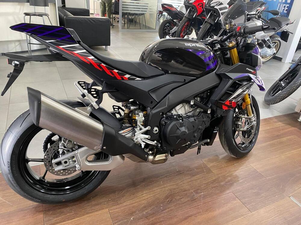 Aprilia Tuono V4 Factory (2025 - 26) (4)