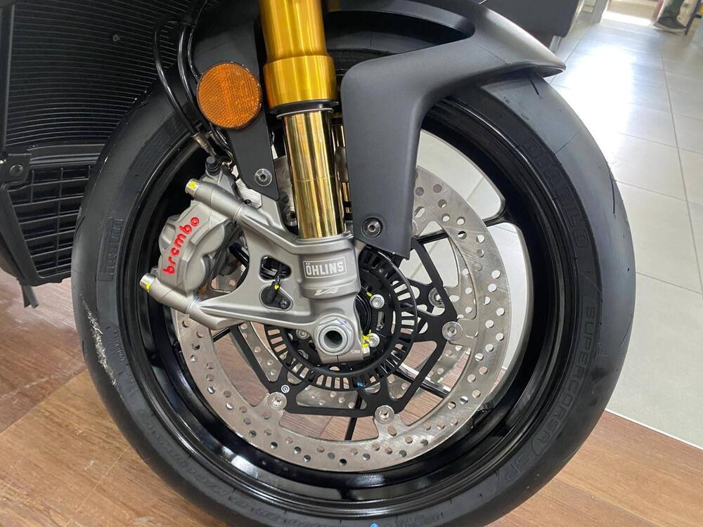 Aprilia Tuono V4 Factory (2025 - 26) (11)