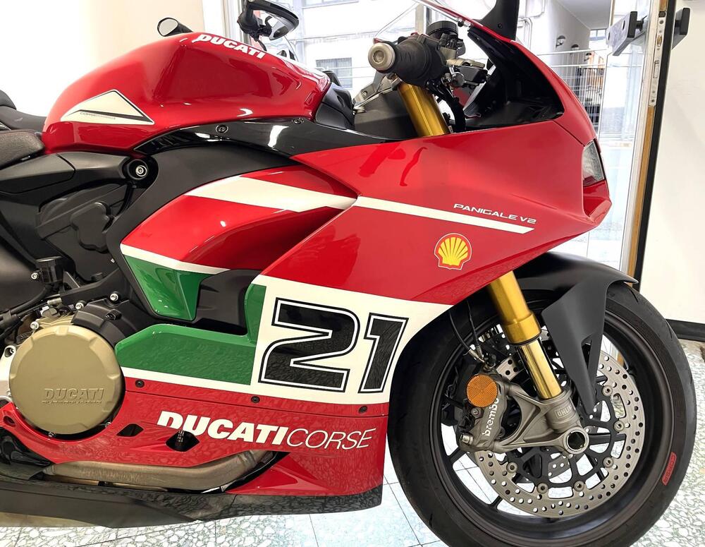 Ducati Panigale V2 Bayliss 1st Championship 20th Anniversary (2021 - 24) (4)