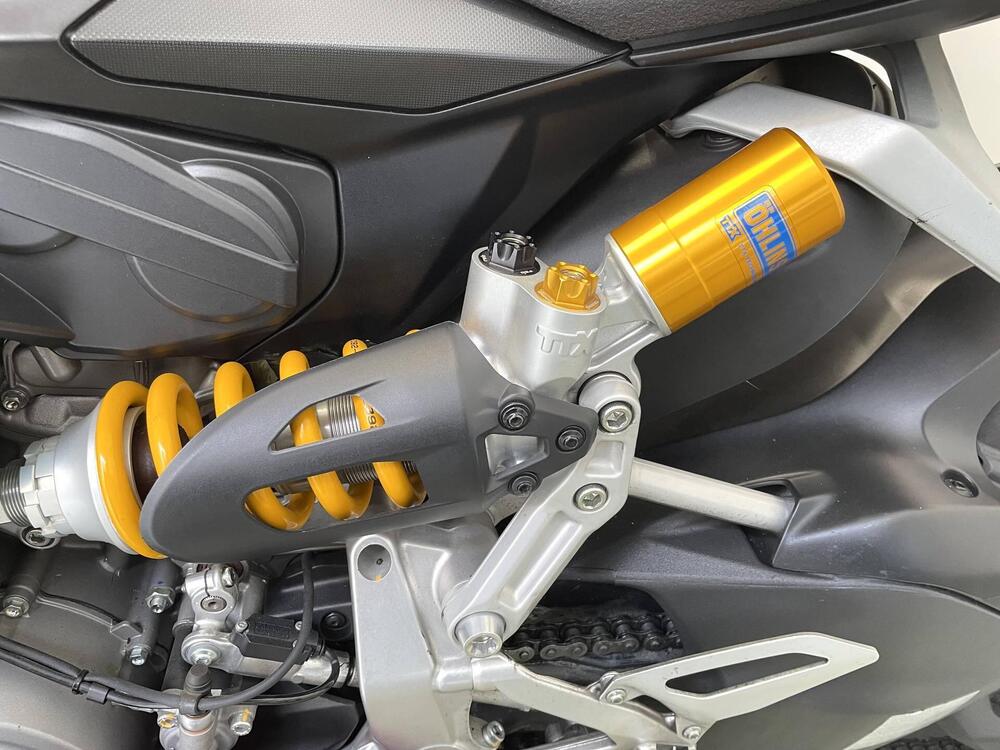 Ducati Panigale V2 Bayliss 1st Championship 20th Anniversary (2021 - 24) (9)