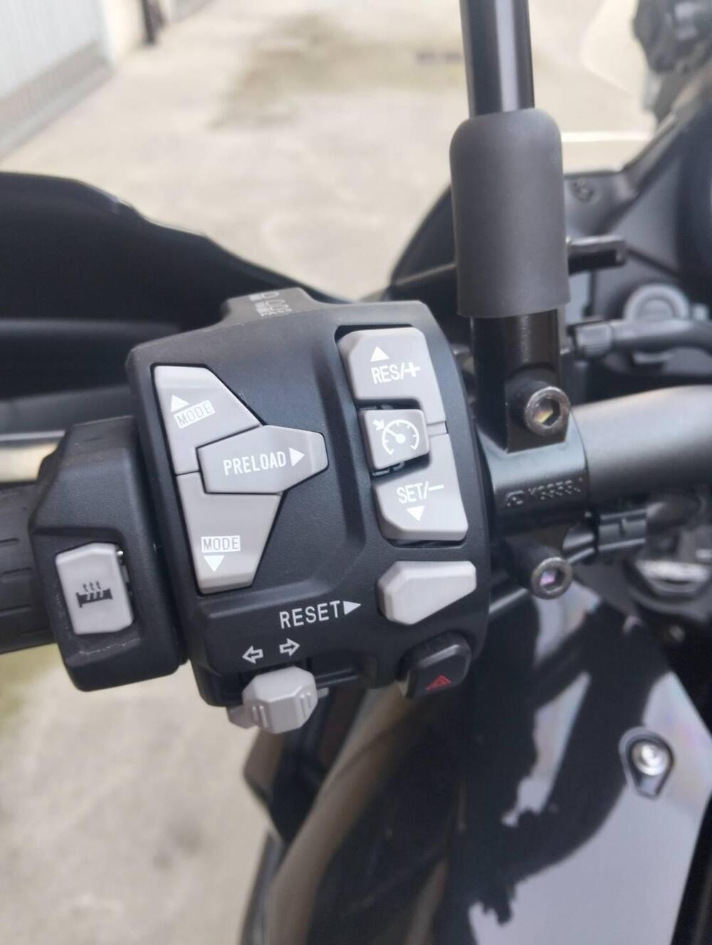 Kawasaki Versys 1000 SE Tourer Plus (2022 - 24) (5)