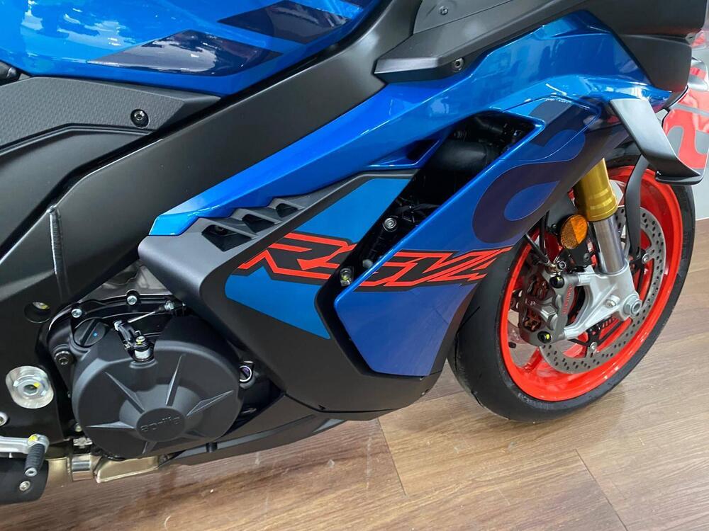 Aprilia RSV4 1100 (2025 - 26) (7)