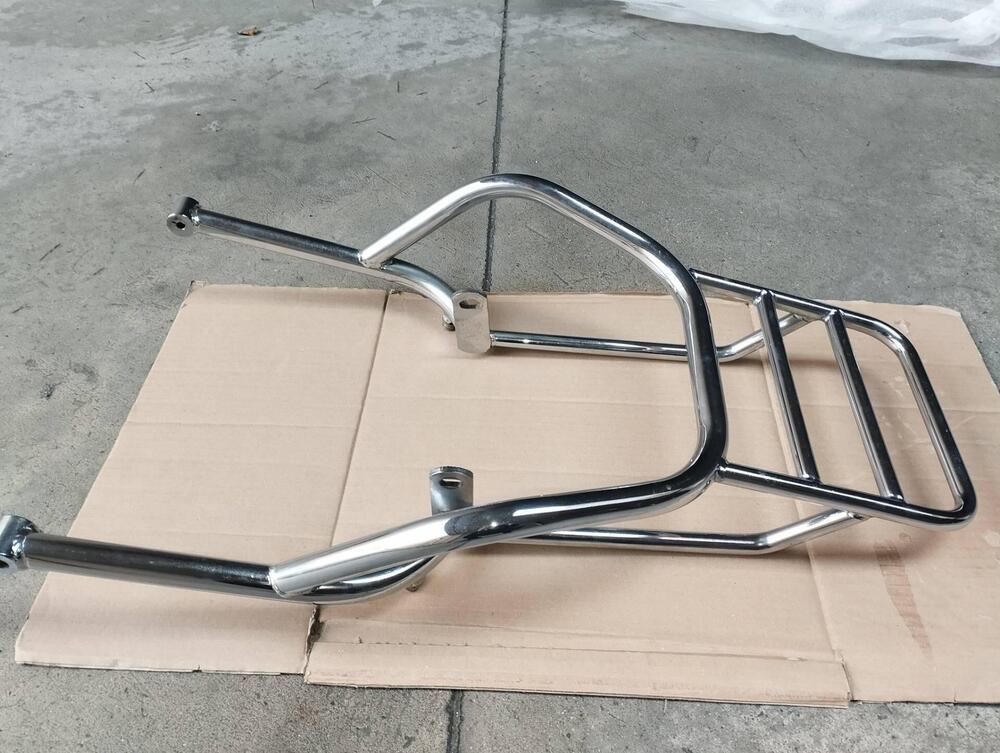 Porta Pacchi Cromato Moto Guzzi V7 (2)