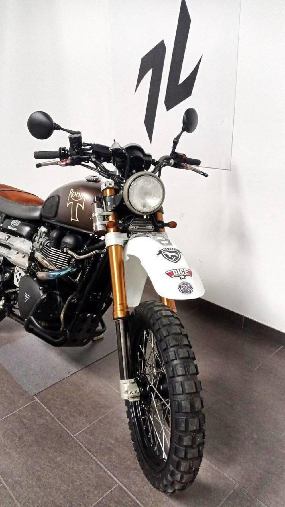 Triumph Scrambler (2006 - 17) (2)