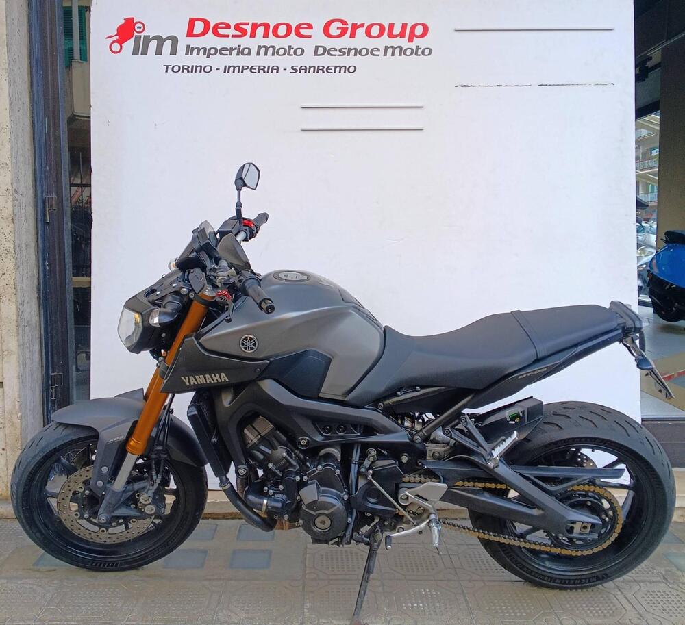Yamaha MT-09 ABS (2016) (2)